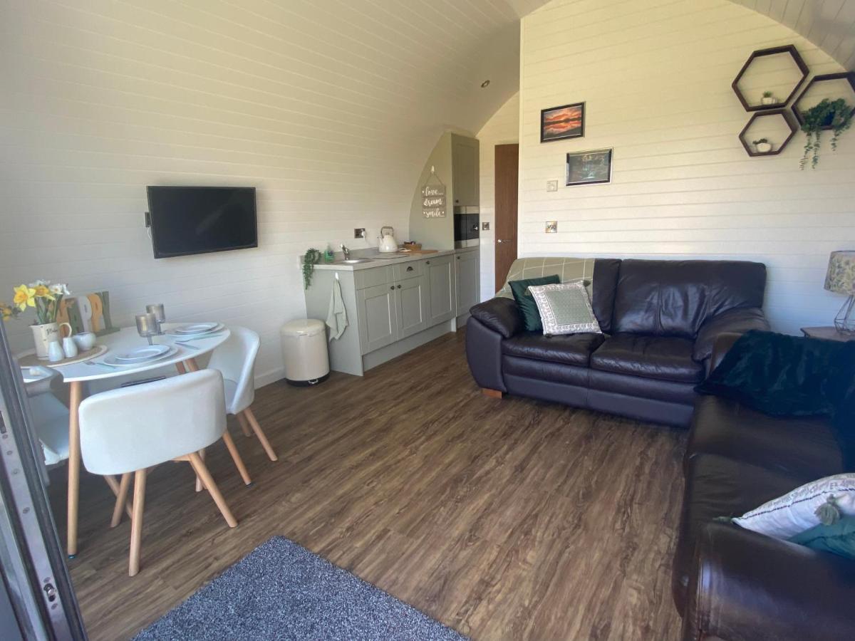 1-Bed Pod Cabin In Beautiful Surroundings Wrexham Kültér fotó